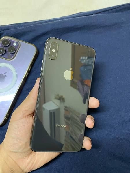 Apple iPhone XS Max 64 gb Lla dual pta approved 13