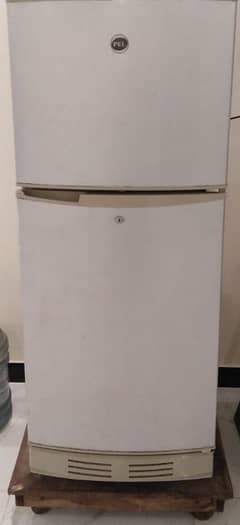 Pel Refrigerator (Decent Conditon)