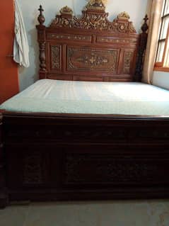 King Size Bed  Totally shesham wood  0