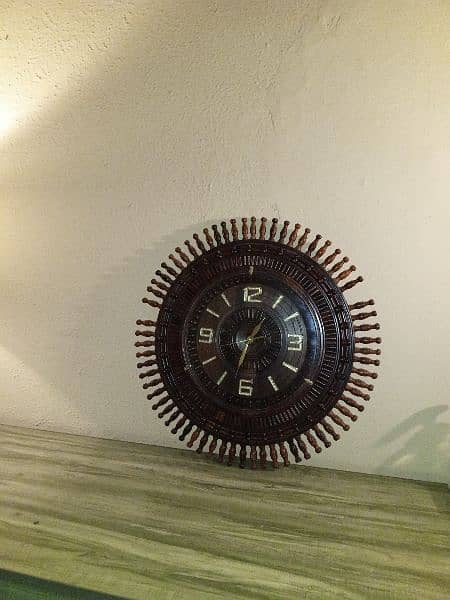 brand new clock from  chiniout 1