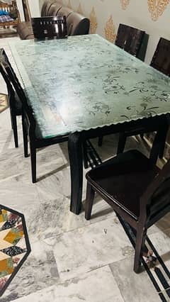 Dinning table and Chairs for sell