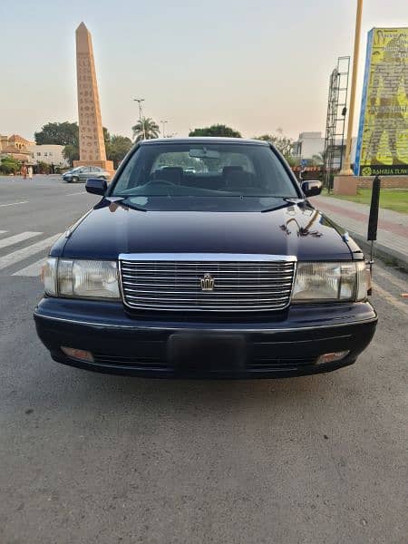 Toyota Crown 1998 Royal saloon 6