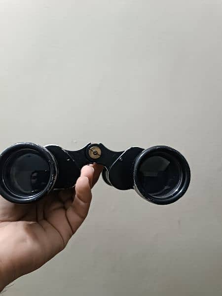 binocular 4