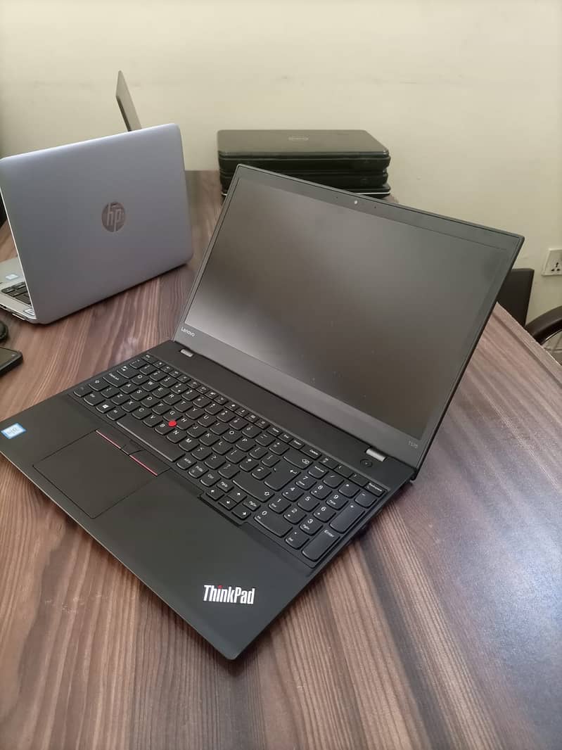 Lenovo Thinkpad T570 Core i7 7th Gen/16GB/256GB SSD Touch Screen 5