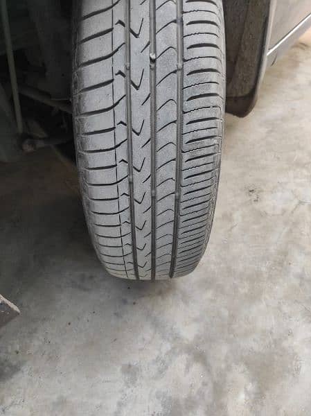 size 14 -175/70R-14 Rims and tyres quantity 4 5