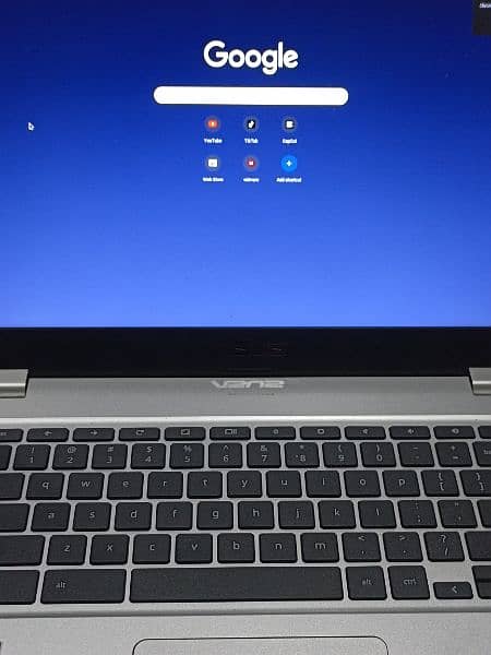 Laptop ChromeOS 3