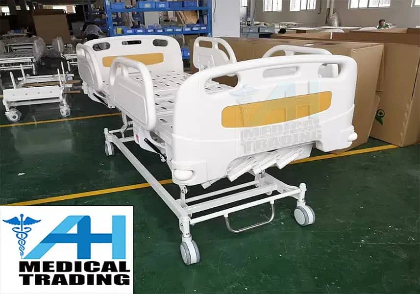 ICU beds/Manual medical bed/Surgical bed /Hospital bed/Patient bed 1