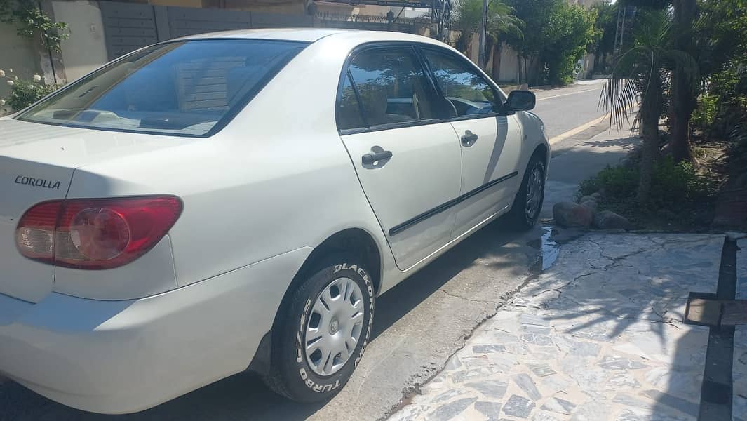 Toyota Corolla 2007 model in mint condition 10