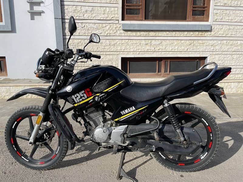 Yamaha YBR 125G for Sell non accidental Home used Bike For Sell 1