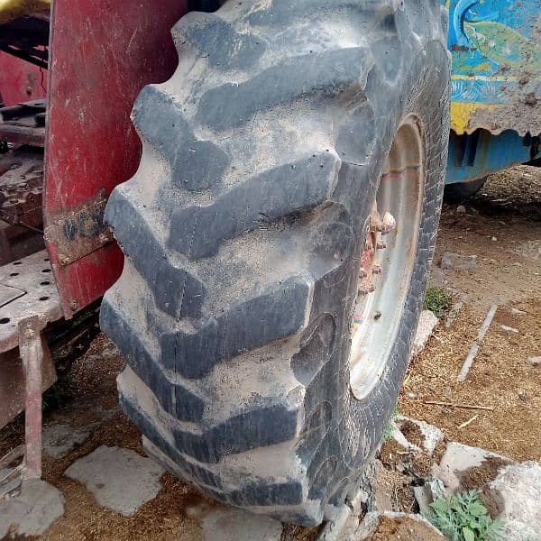 MF 385 tractor and tralla for sale model 2006 11