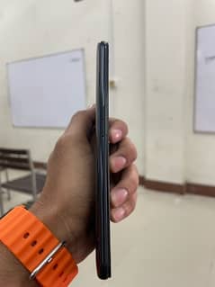 oppo reno 2z  condition 10/10  with charger  urgent sale
