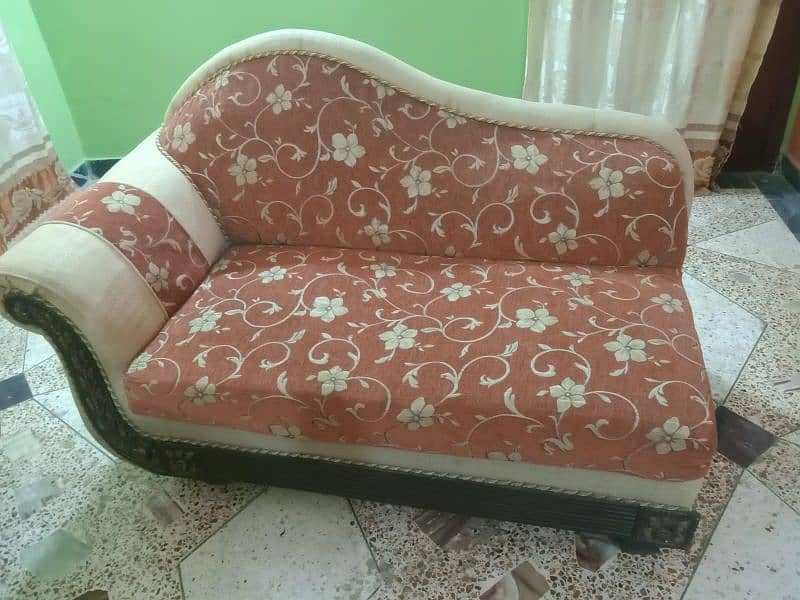 7 Seater Sofa Set Available For Sale In Gulistan-E-Johuar Block 19 5