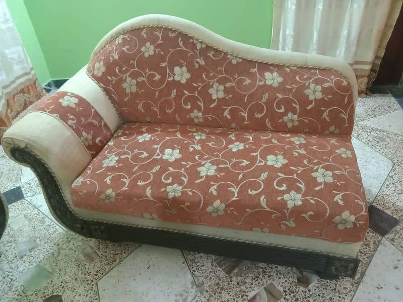 7 Seater Sofa Set Available For Sale In Gulistan-E-Johuar Block 19 11