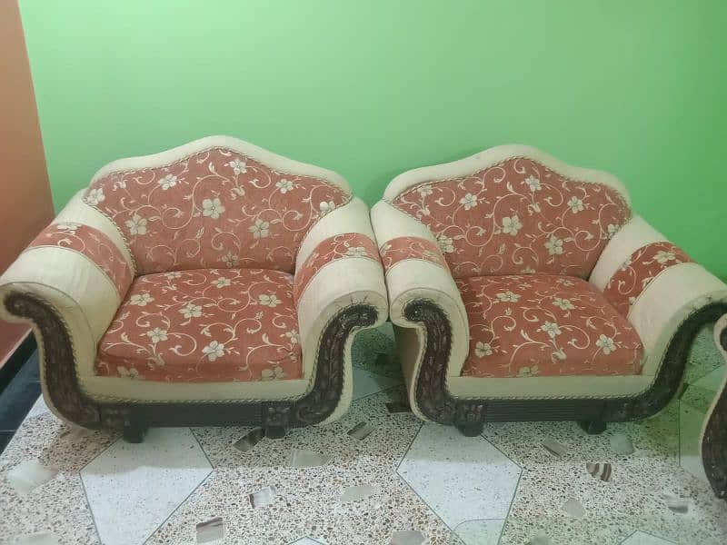 7 Seater Sofa Set Available For Sale In Gulistan-E-Johuar Block 19 13