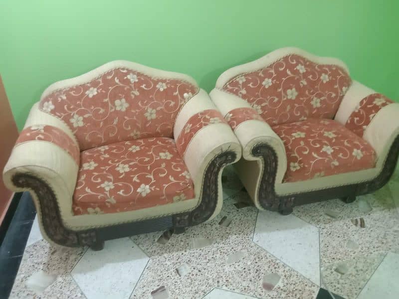 7 Seater Sofa Set Available For Sale In Gulistan-E-Johuar Block 19 14