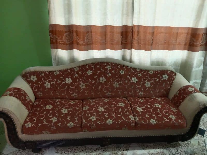 7 Seater Sofa Set Available For Sale In Gulistan-E-Johuar Block 19 16