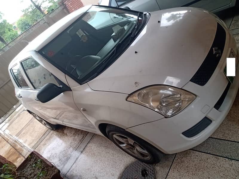 SUZUKI SWIFT 2012 1