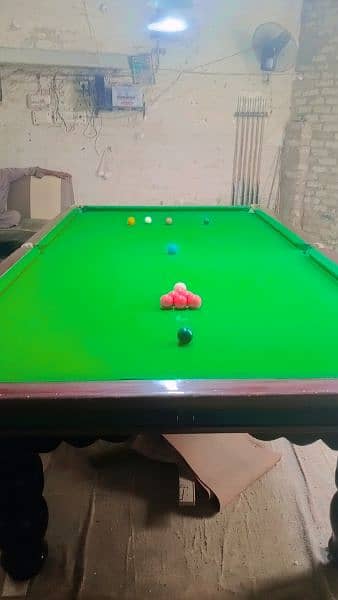 snooker table 5/10 2