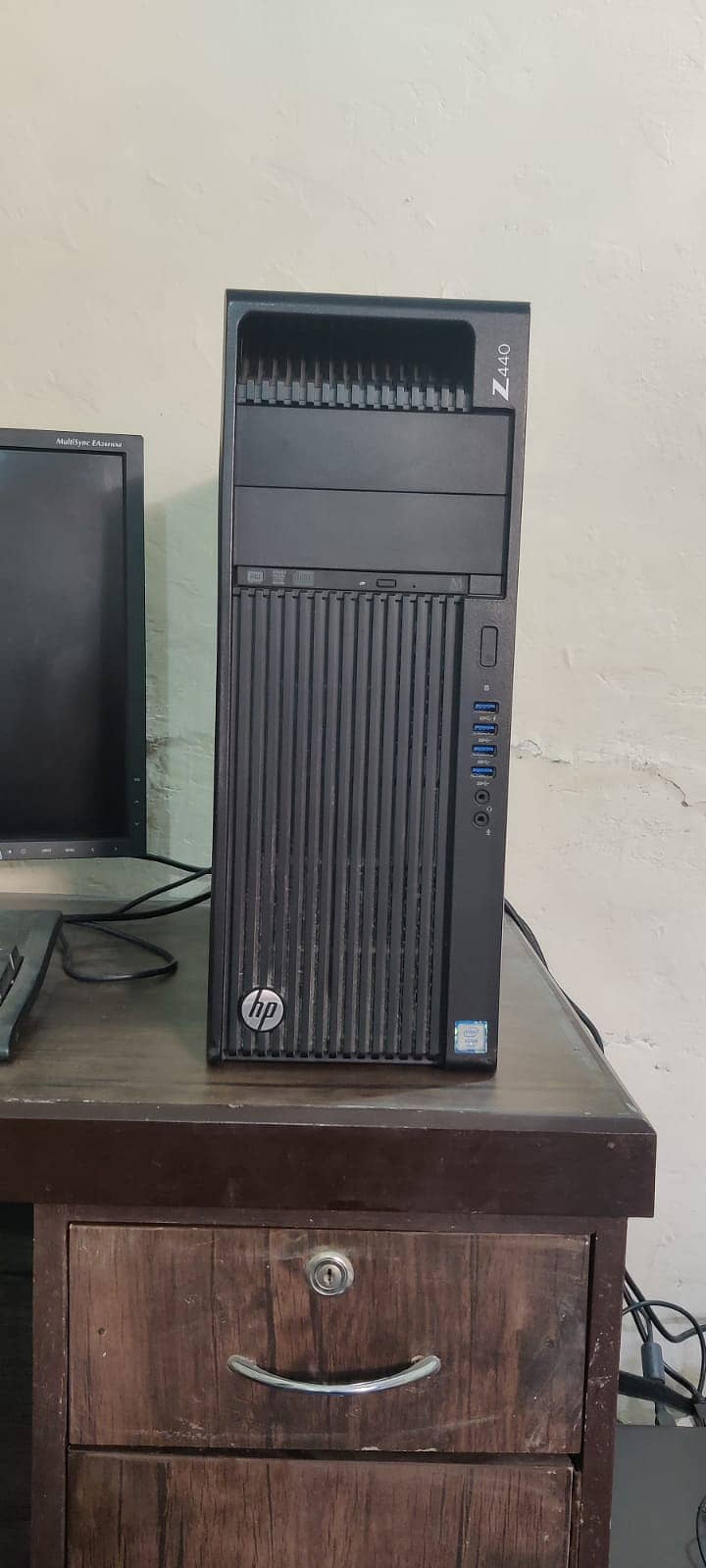 HP Z440 Workstation PC 5
