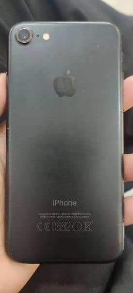 Iphone 7 32GB PTA Factory unlock 2