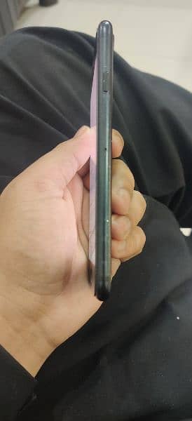 Iphone 7 32GB PTA Factory unlock 3