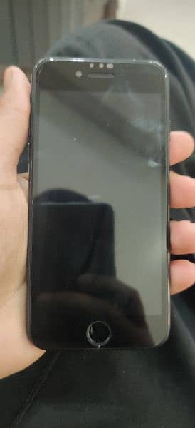 Iphone 7 32GB PTA Factory unlock 4