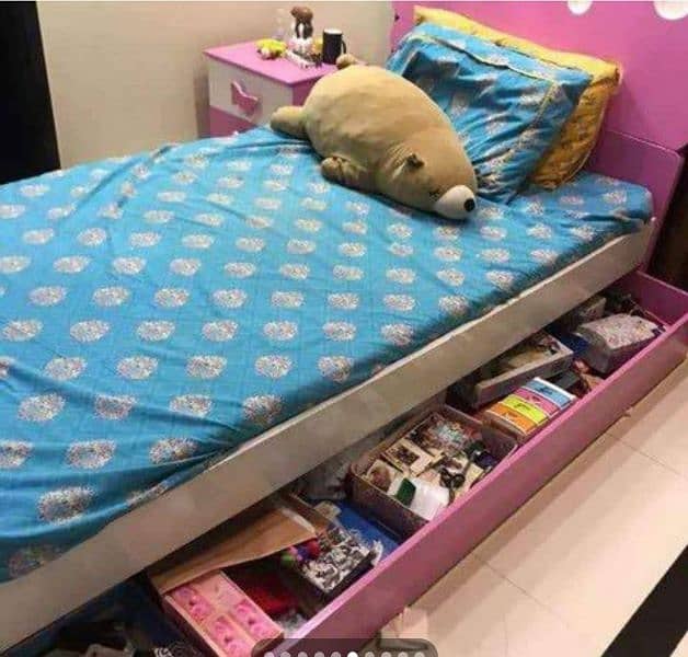 baby pink bed room set  ues urgent sale 3