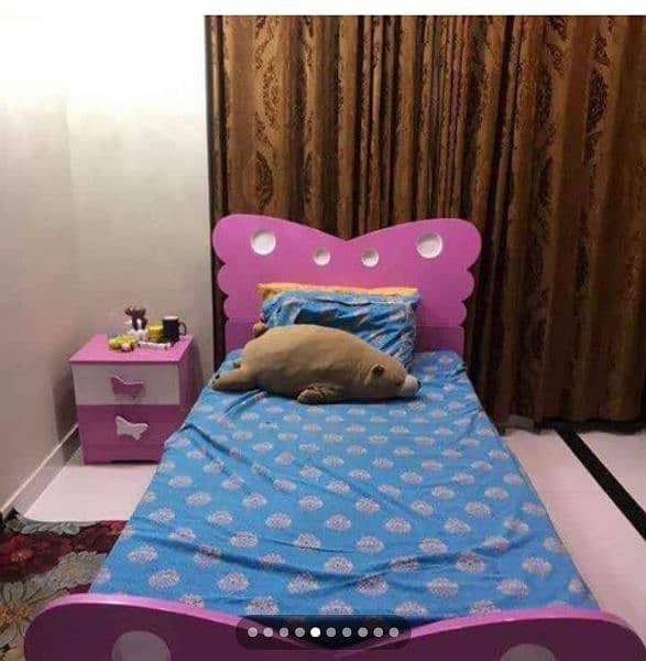 baby pink bed room set  ues urgent sale 4