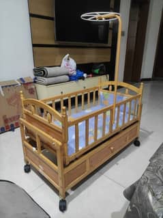 baby cot ( Wooden)