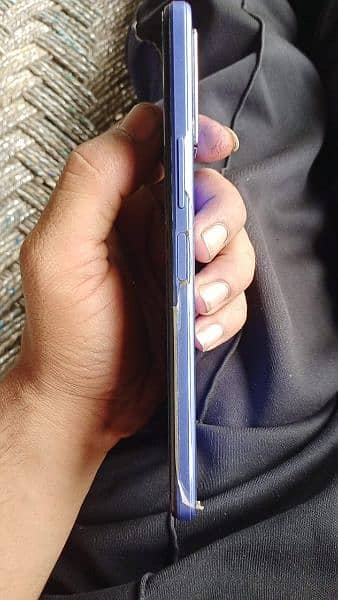 vivo y 21 4gb 64gb All ok with box and charger 1 sy 2 month warranty h 2