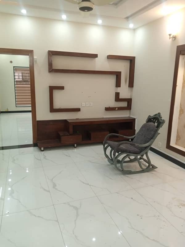 Available 10 marla Brand New house for rent in Bahria town phase 4 islamabad Rawalpindi 14