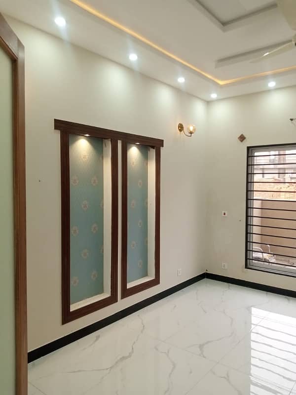 Available 10 marla Brand New house for rent in Bahria town phase 4 islamabad Rawalpindi 20
