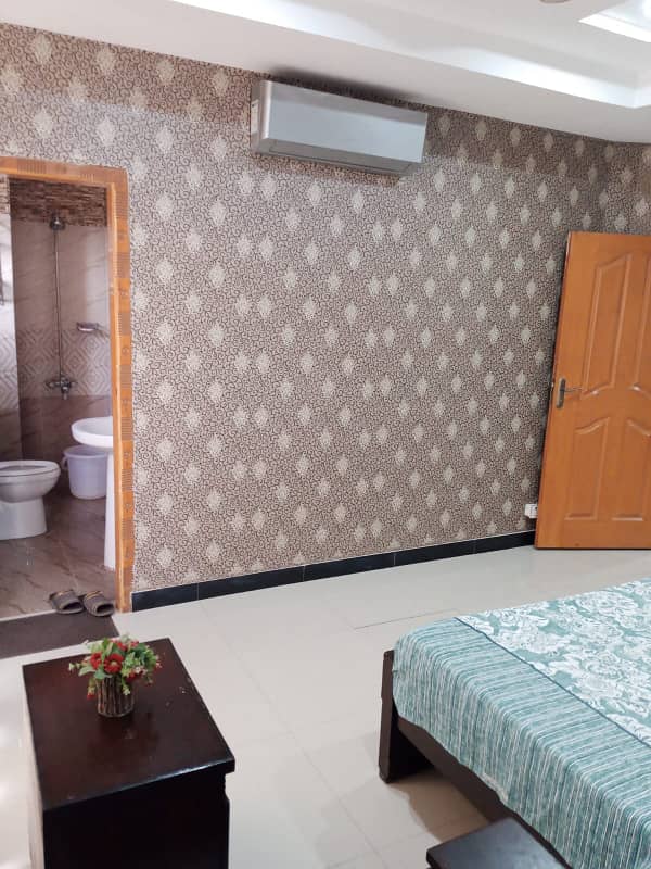 Available 2 bedroom furnished apartment for rent in Bahria town Civic center 5
