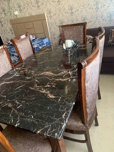 dining table  6 chairs  2 week use exelent  condition 1