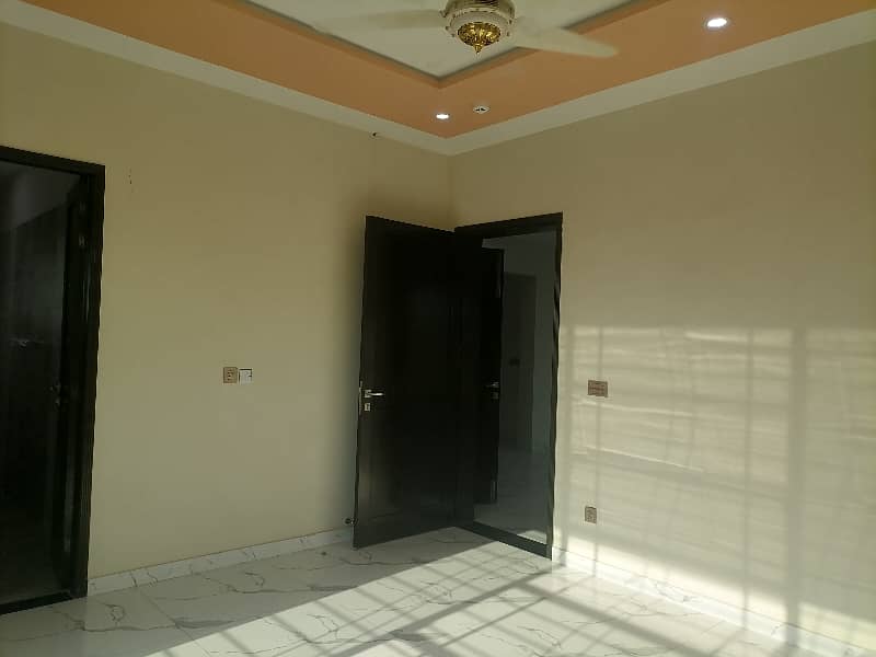 Upper Portion For rent In DHA Phase 7 - Block X 15