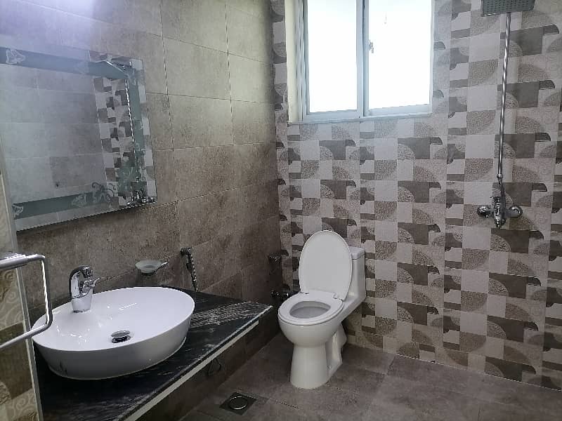 Upper Portion For rent In DHA Phase 7 - Block X 17