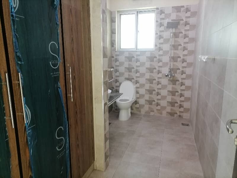 Upper Portion For rent In DHA Phase 7 - Block X 19