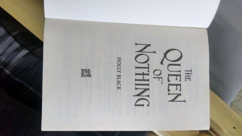 Holly black queen of nothing and the wicked king new book quality page 2
