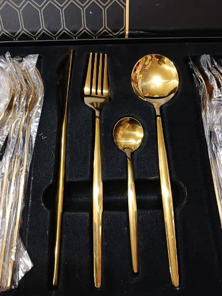 Golden Stainless Steel cutlery set 24 pcs 3