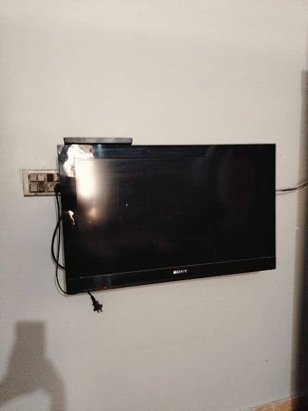 32inch sony led new condition 4