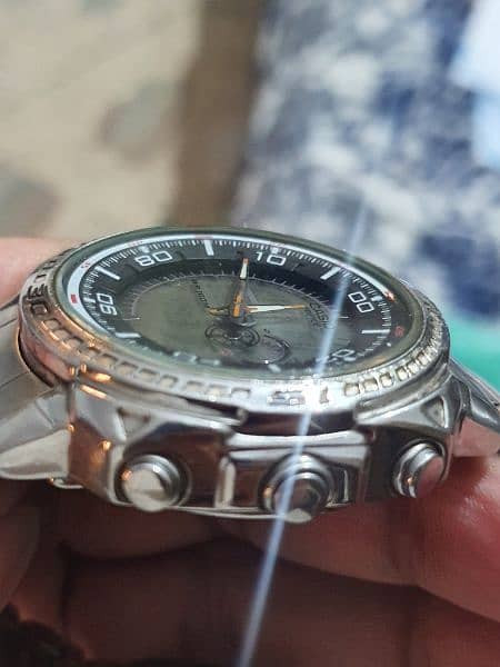 EFA 121d casio Edifice analogue digital watch. 1