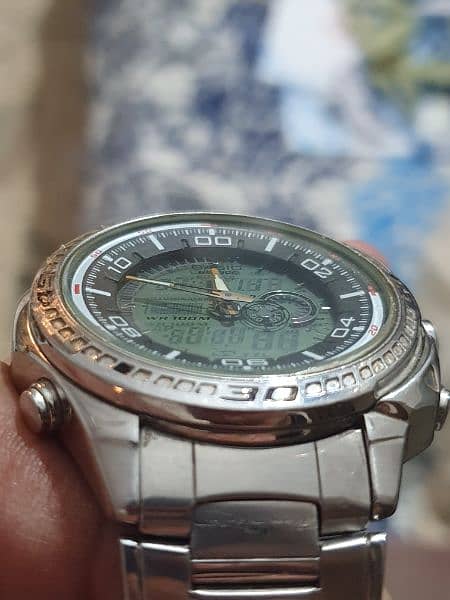 EFA 121d casio Edifice analogue digital watch. 2