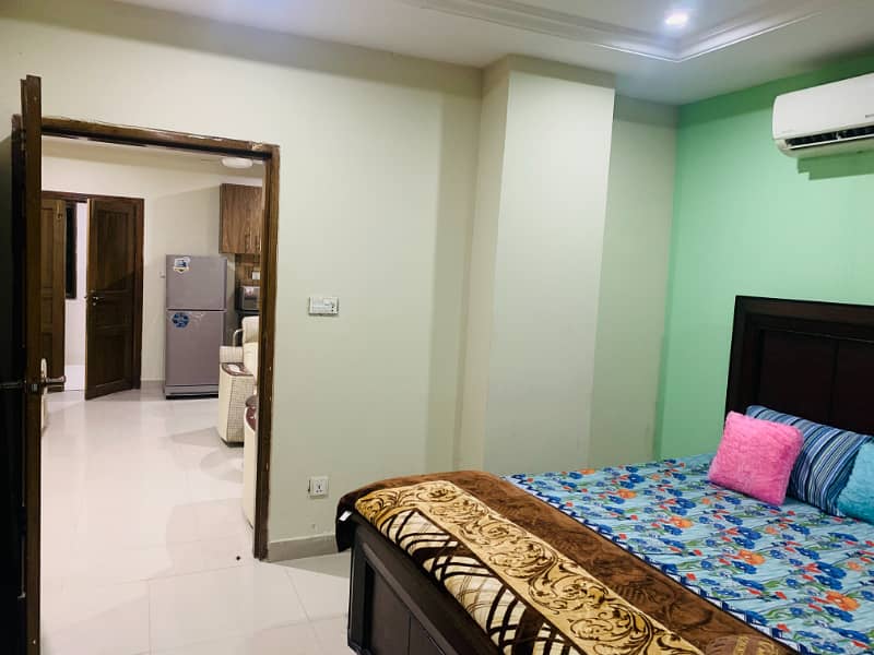F 11 FURNISHED 1 BAD APARTMENT AVAILABLE FOR RENT 5