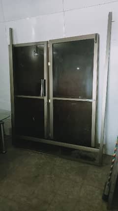 Aluminium and glasss door