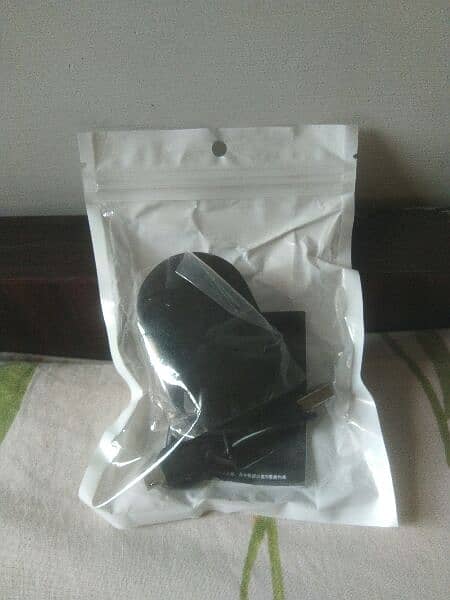E7S Earbuds available for sell 4