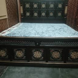 chinioti style wooden Double bed for sale 5