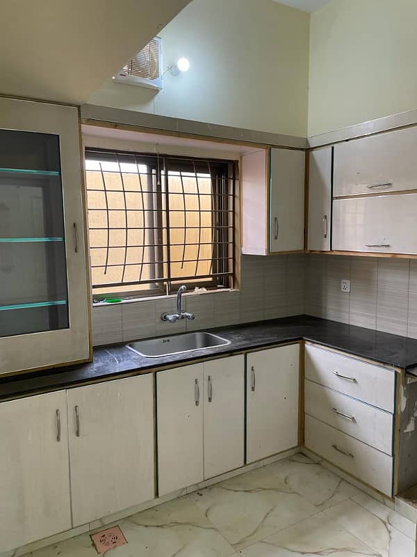 8 Marla Lower Portion For Rent in High Court Phase 2 6