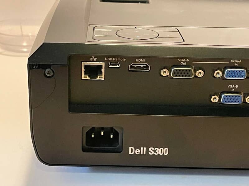 Dell S300wi 3D Short Throw Wireless Multimedia Projector 2