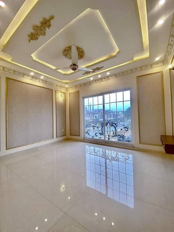 1 KANAL CORNER LUXURIOUS HOUSE FOR SALE IN BAHRIA TOWN LAHORE 15