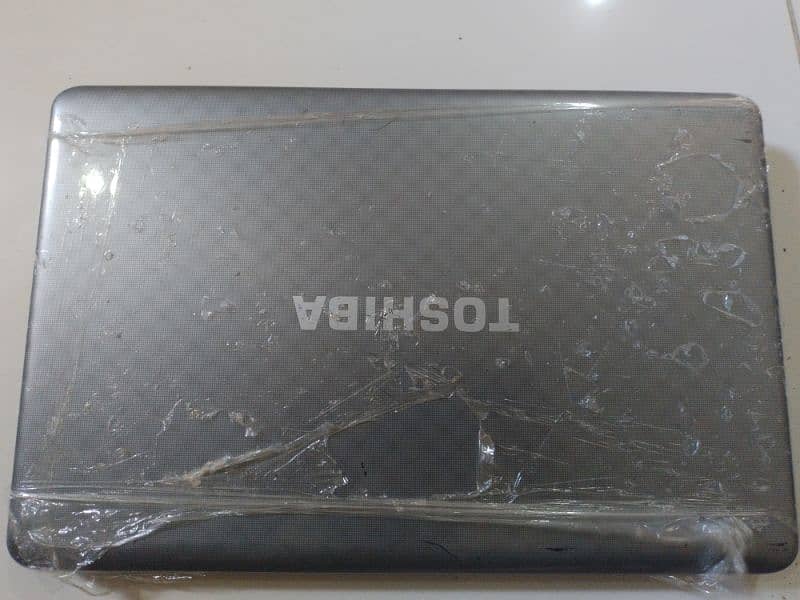 brand new Toshiba laptop with original adopter 0